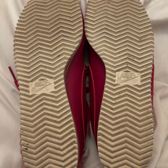 Nike Cortez Wild Cherry Sneakers Size: 8 - Picture 8 of 10